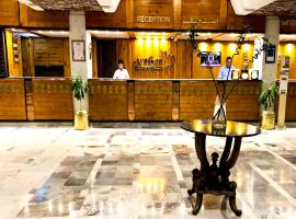 Aracan Eatabe Luxor Hotel