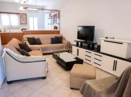 Maria's House，位于埃雷索斯的酒店