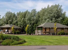 Waterherberg It Beaken，位于希格的豪华帐篷