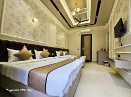 Hotel Motherland，位于Barwāh的酒店