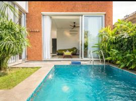 2bhk Villa with Private Pool, Anjuna Beach Goa，位于阿斯高的酒店