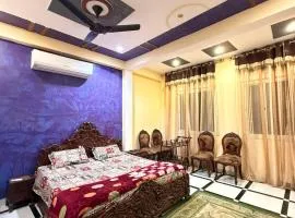 Taj Homestay