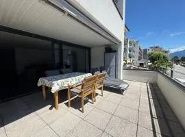 Appartamento fronte lago