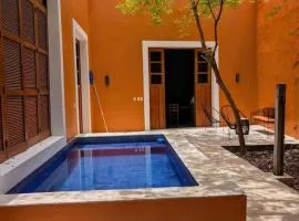 Casa Axuul - Colonial Property in Central Merida