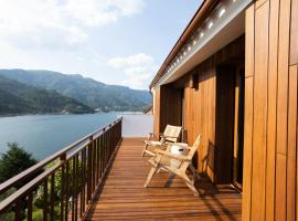Casas do Picoto - Gerês Nature and Natural River Beach，位于吉尔斯的酒店