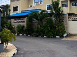 Tripplejoy Suites