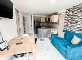 Moderno Apto con AC, 2 baños y excelente ubicación