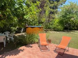 Villa Mireille avec jardin et piscine à Lambesc