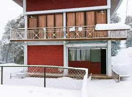 The Green Hills Resort by Tungeshwer