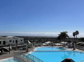 Golden Views Apartment
