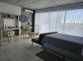 Urban Breeze iFreses, 10th floor! AC, TV and Pool