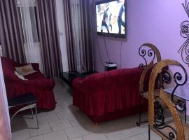 Pride Guest House Studio，位于Bonabéri的酒店