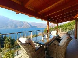 Casa Athena by Gottschalk