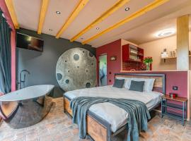 Wezly Tiny House，位于默古拉的酒店