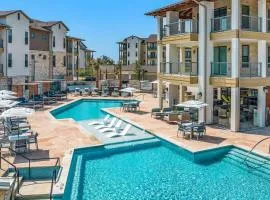 Landing Apartments - The Artesian at Bee Cave