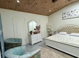 Pine Hideaway