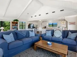 2001 - Points of Views