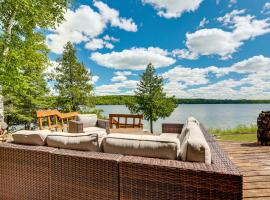 Home on Lake Chicagon with Dock and Sauna!，位于Iron River的酒店