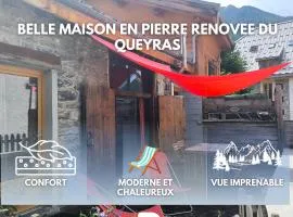 Charmante maison en pierre du Queyras - espace et luminosité