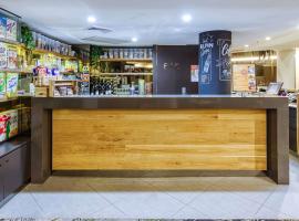 莫库若彭里斯酒店，位于彭里斯的酒店