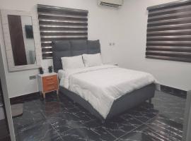 Sonia Apartments - Private Room，位于Magboro-Akeran的酒店