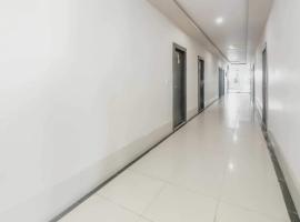 OYO Flagship 77329 Hotel Chandra Garden，位于马图拉的酒店