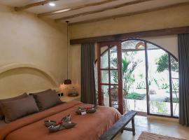 Amani，位于吉利特拉旺安的带停车场的酒店