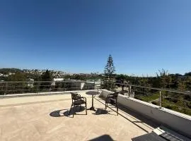 Private Suite in Villa & Rooftop à Tanger