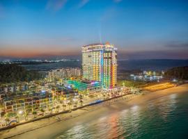 Flamingo Hai Tien Beach Resort，位于Hoằng Hóa的酒店