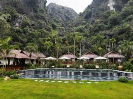 Tam Coc Golden Fields，位于宁平的酒店