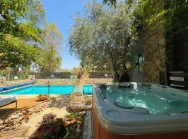 THE HOUSE ROSH PINA - 3BRM WITH POOl