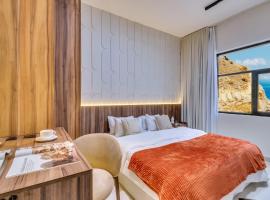 The Living apartments 2BR and maidroom，位于豪尔费坎的酒店