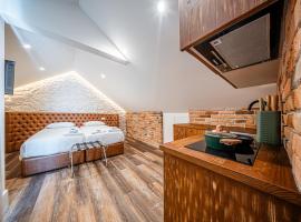 Celtic Lodge - Guest House，位于维塞乌的木屋