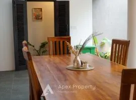Riverside Villa - Nyanyi Beach