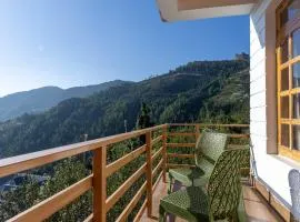 Alpine Retreat Kufri I Vacations I Conference I MICE I Family Events I Open Air Terrace I Sky Bonfire I Kufri by Exotic Stays