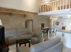 L'alouette - Gites Rocheflamme，位于拉马莱恩的酒店