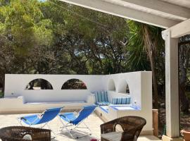 Cala Grande Villa nel bosco，位于Case Canini的酒店