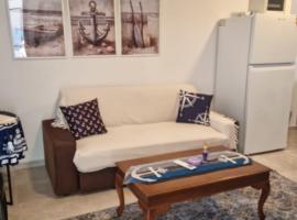 Alestamarmarisapart，位于希萨勒尼的酒店