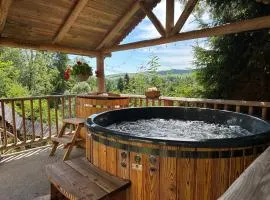 u Lucyny w Białce Tatrzańskiej- jacuzzi i sauna w ogrodzie, skibus pod domem