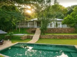 Villa Lé Maas Tota by 98 Acres