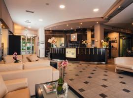 欧洲酒店，位于伊莫拉的酒店