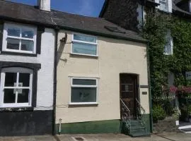 3 York Place