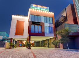 Super Townhouse NK Vivanta Luxury Rooms，位于钦奈的酒店