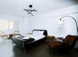 Studio 30
