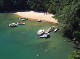 Praia da Crena，位于阿布拉奥的民宿