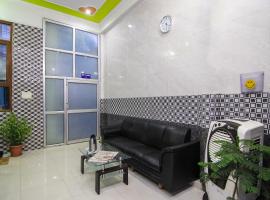 HOTEL O JMD INN，位于Gomti Nagar的酒店