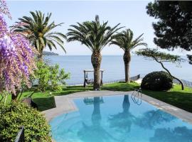 Villa Büyükada，位于伊斯坦布尔的酒店