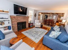 Historic Downtown Annapolis Gem Near USNA