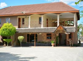 Three Tree Hotel，位于马翁的酒店