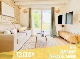 LE PETIT FRANC gite cosy proche tous commerces，位于托奈夏朗德的酒店
